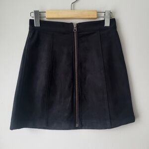 Aritzia Wilfred Free Mini Black Skirt